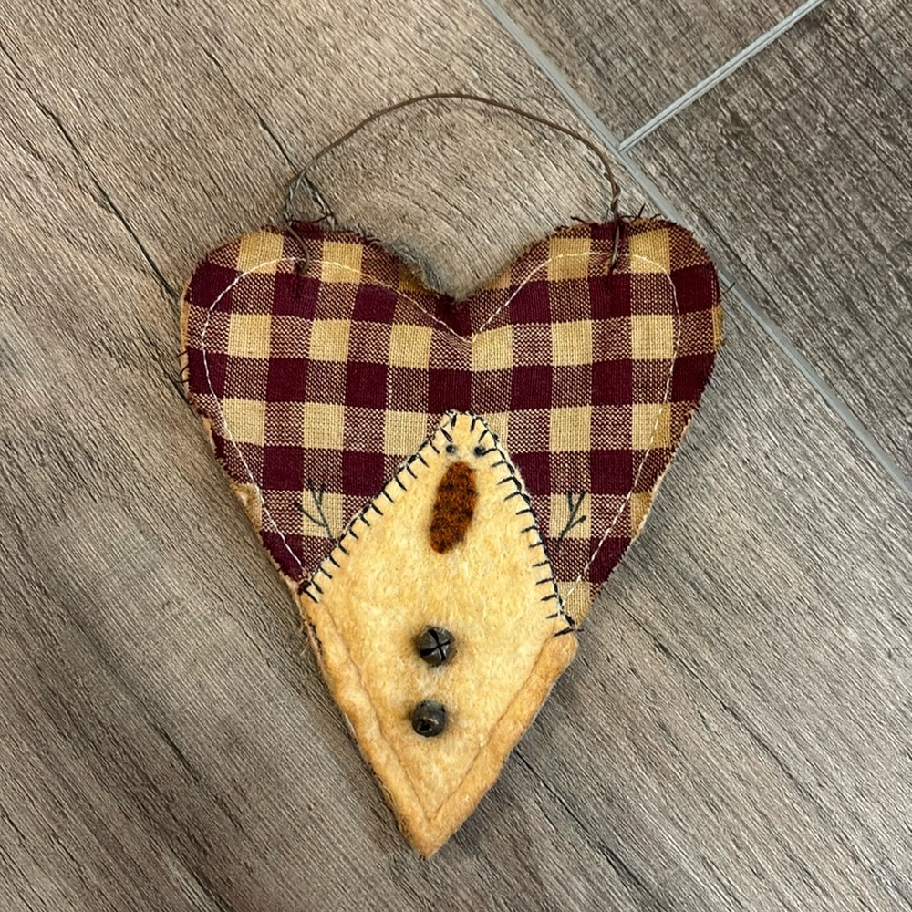 Rustic Farmhouse Fabric Heart‎ Snowman Decor